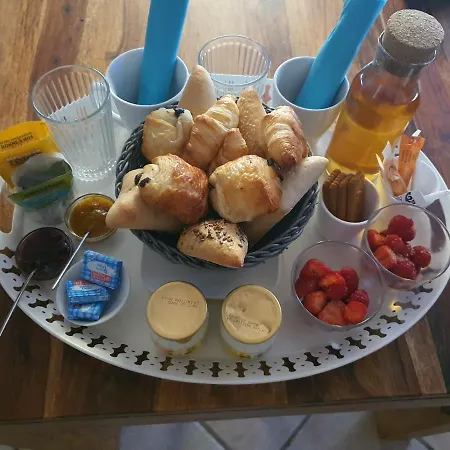 Bastide Bellugue Reseau Bienvenue A La Ferme A 3 Minutes De Lourmarin Bed & Breakfast *